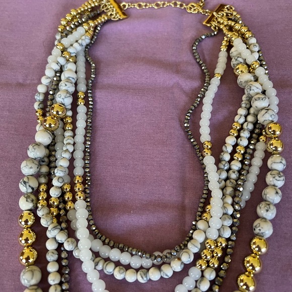 Talbots Layered Beaded Necklace!!! - Picture 3 of 4